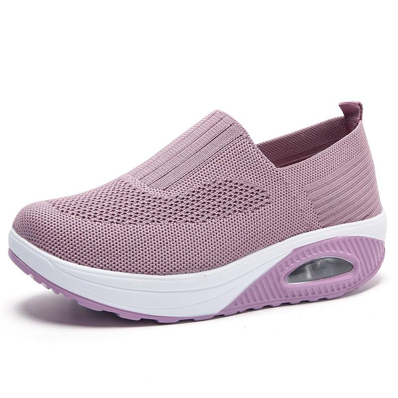 Slippers with air sole