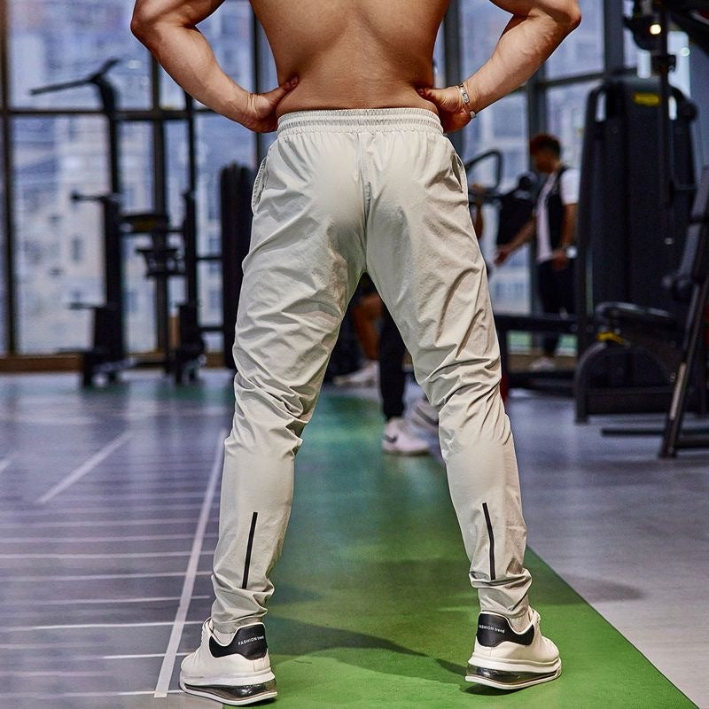 Herren Jogginghose – Slim Fit Trainingshose mit Kordelzug, Sporthose für Fitness & Freizeit