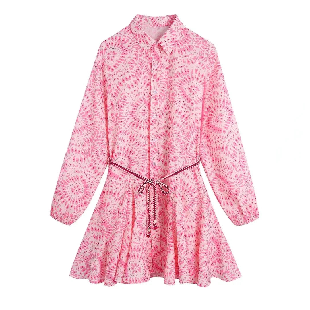 Vestito rosa con cintura