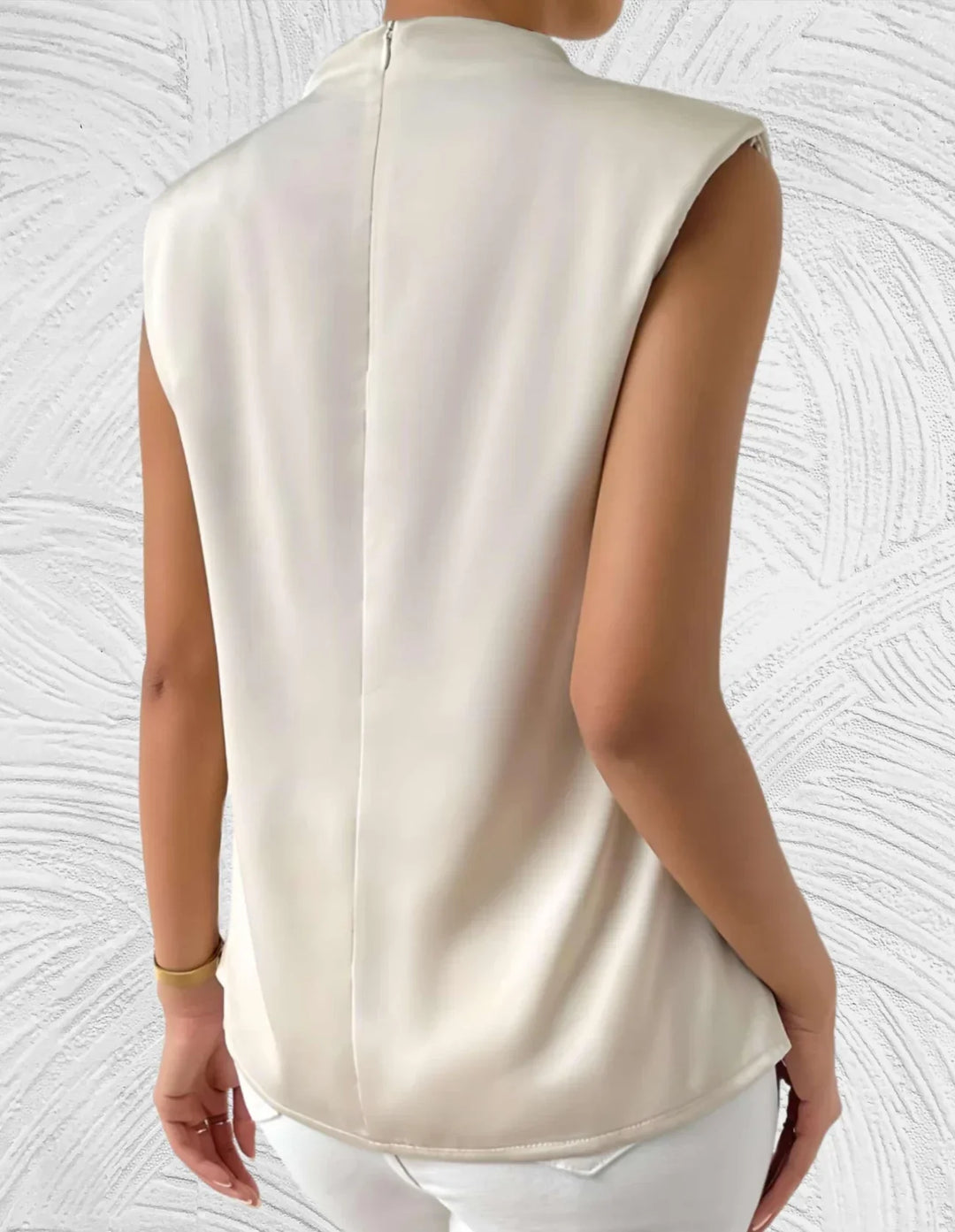 Mairead – Elegante ärmellose Bluse