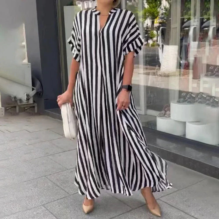 FIRA - Robe rayée élégante