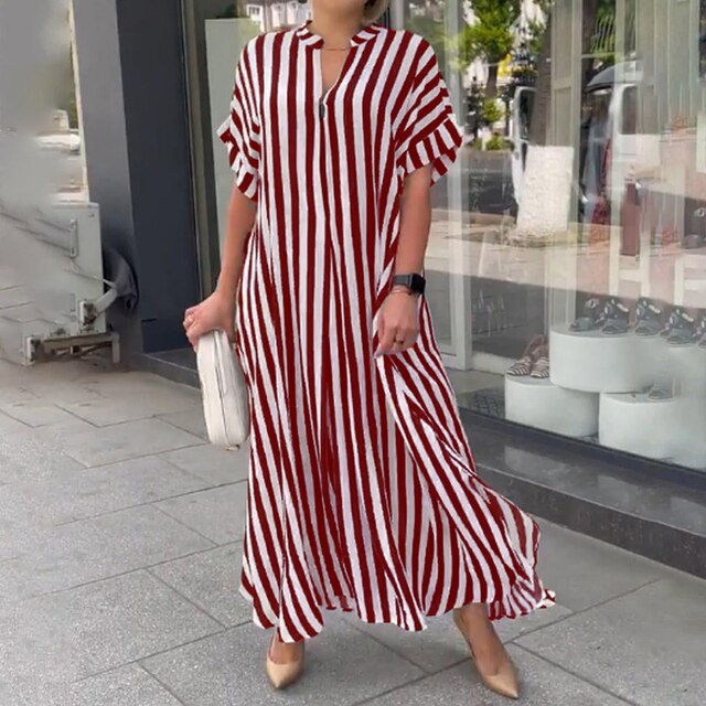 FIRA - Robe rayée élégante