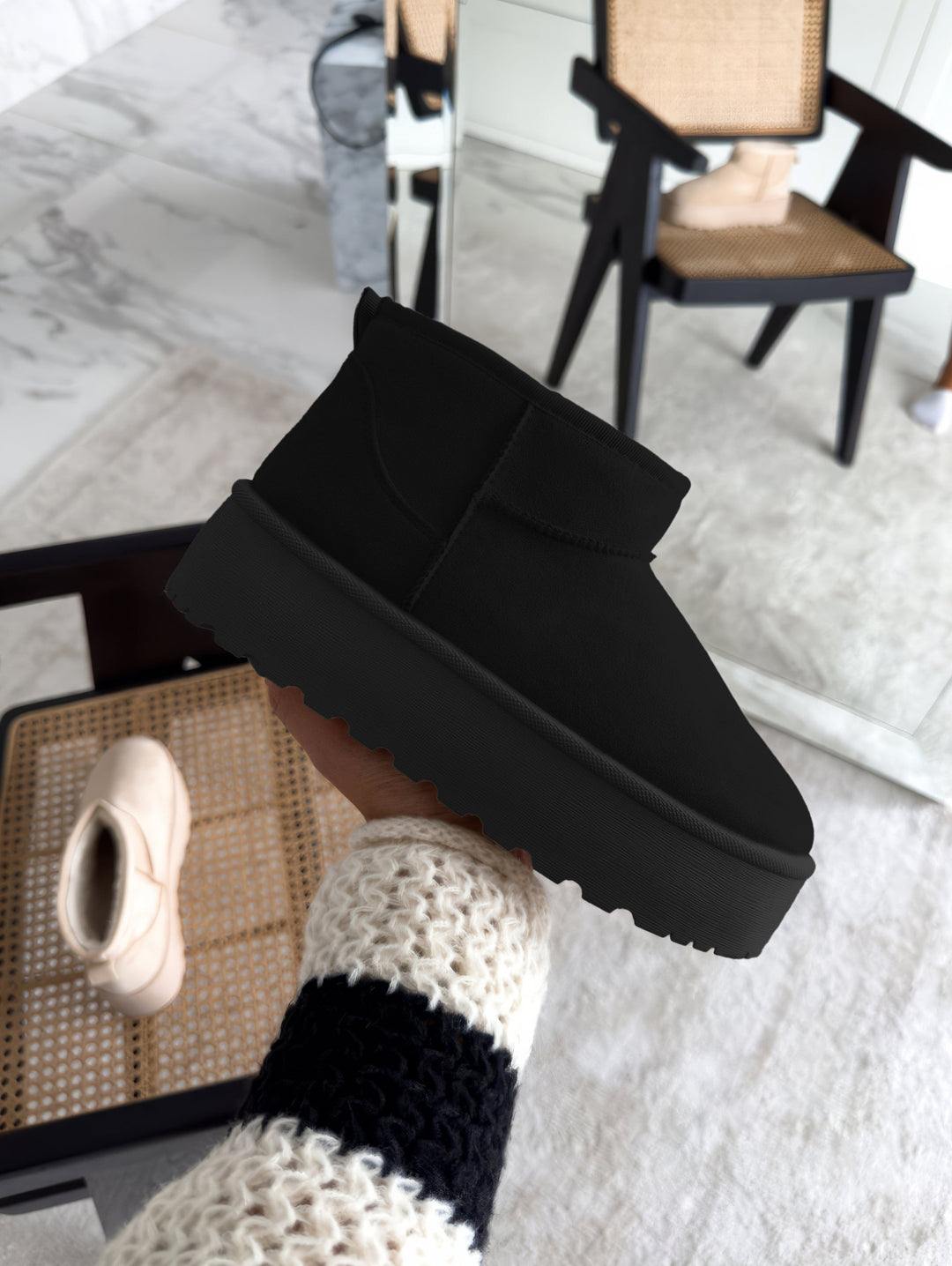 Damen Winterstiefel mit Plateau – Gefütterte Boots mit dicker Sohle für kalte Tage
