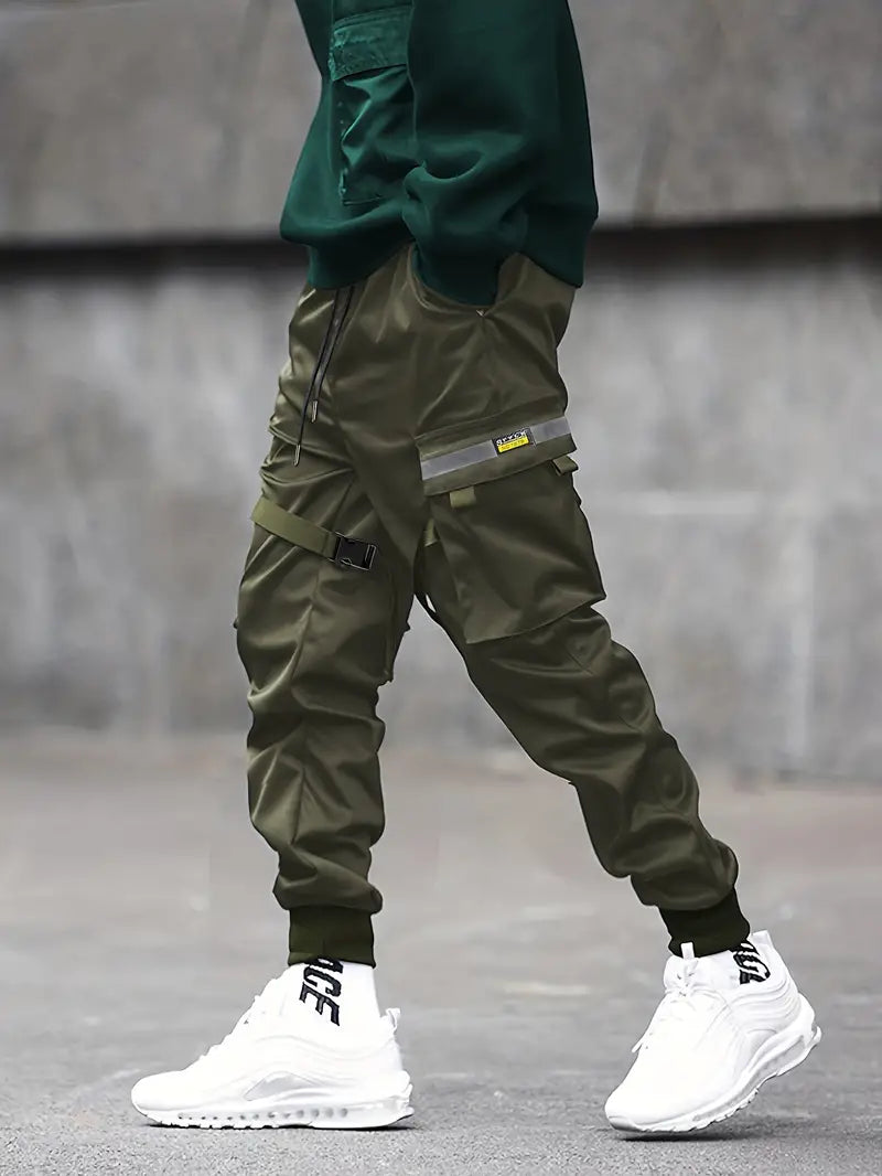Herren Cargohose mit Taschen & Kordelzug – Streetwear Jogger Pants im Techwear-Stil – Lockere Freizeithose mit Bündchen für Alltag & Urban Look