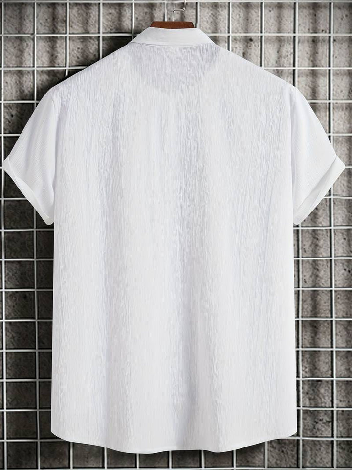 Chemise homme à manches courtes avec patte de boutonnage – Chemise d'été aérée en tissu structuré style décontracté