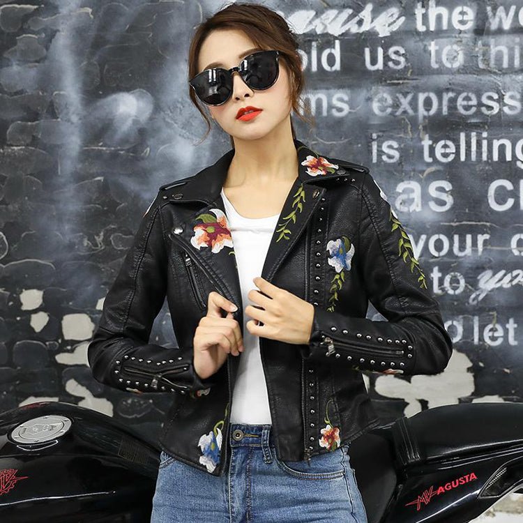 Canovi - Veste en cuir pour femmes avec accent clouté et motif floral