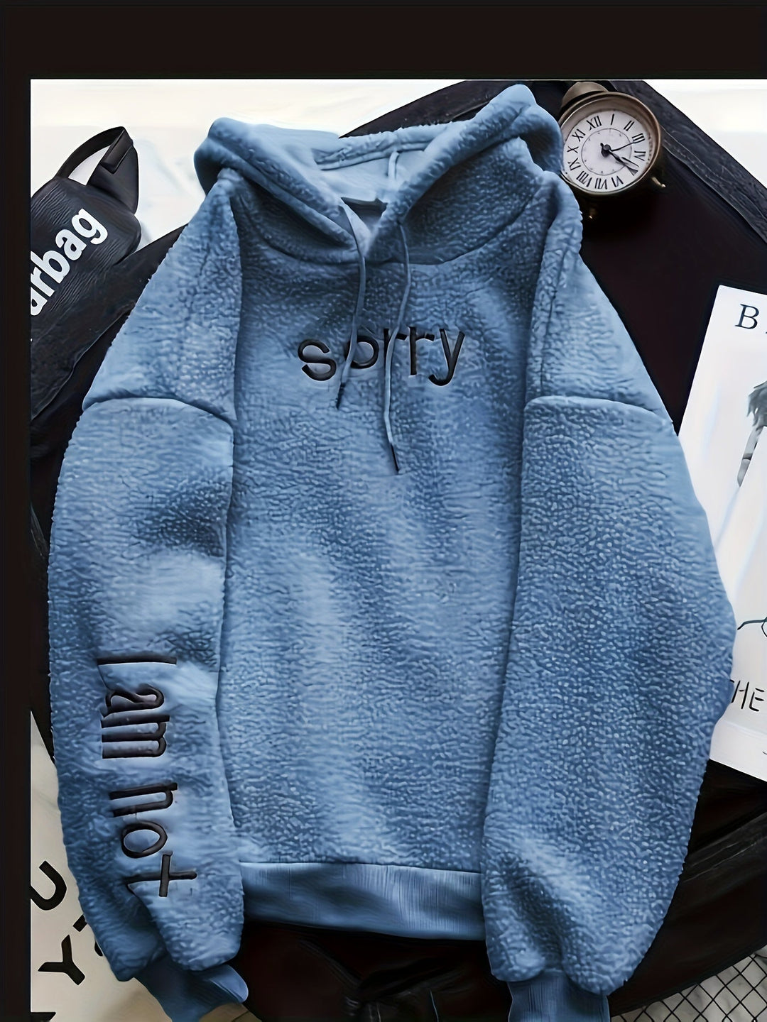 Stilvoller Fleece Hoodie mit Kapuze und Backprint für Damen | Perfekt für Casual Tage