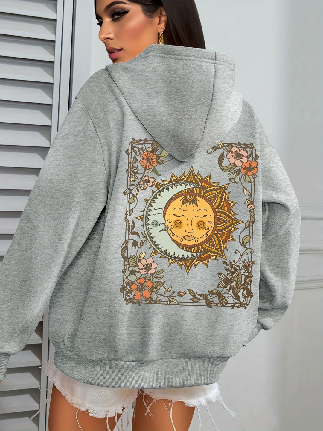 Damen Hoodie mit Sonne & Mond Print – Oversized Kapuzenpullover mit astrologischem Boho-Muster