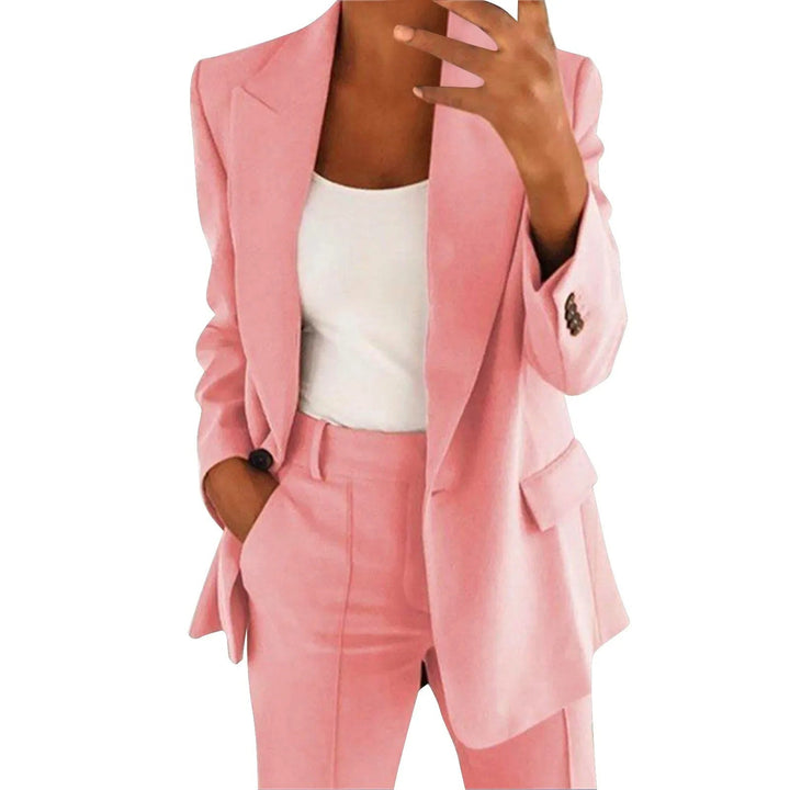 Costume d'affaires pour femmes en deux pièces – Blazer oversize & pantalon de costume dans un look bureau moderne