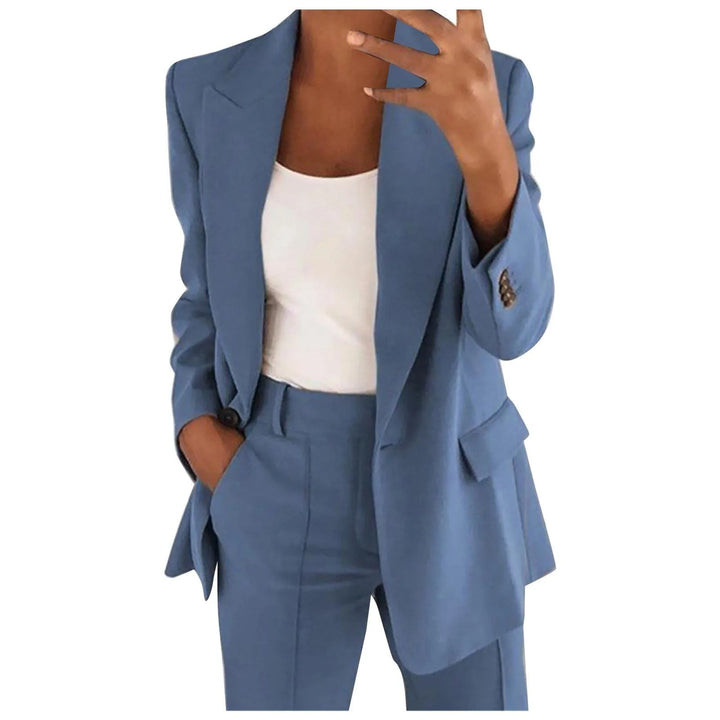 Costume d'affaires pour femmes en deux pièces – Blazer oversize & pantalon de costume dans un look bureau moderne