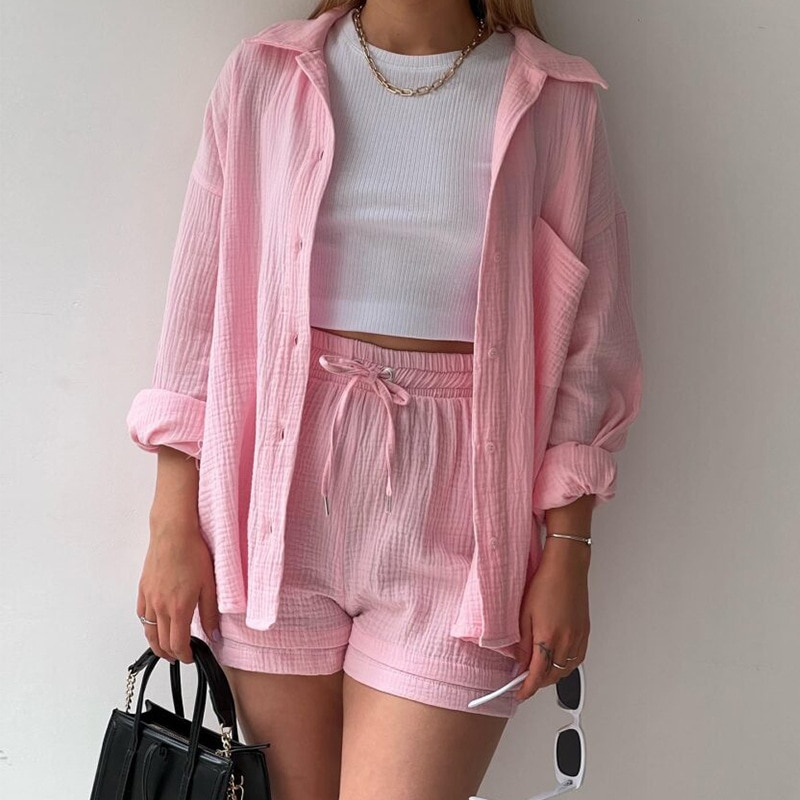 Ensemble lounge deux pièces pour femmes en mousseline – chemise oversize et short avec cordon de serrage