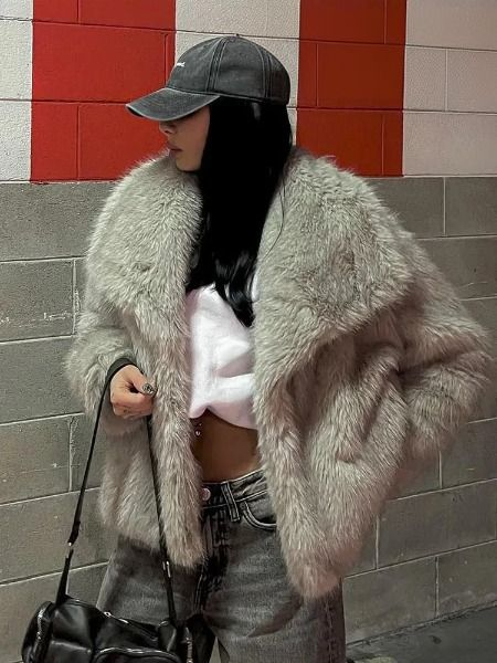 Ariah - Cappotto di pelliccia sintetica alla moda