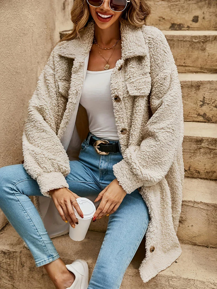 Elegant beige winter jacket for women | Perfect for outdoor activities