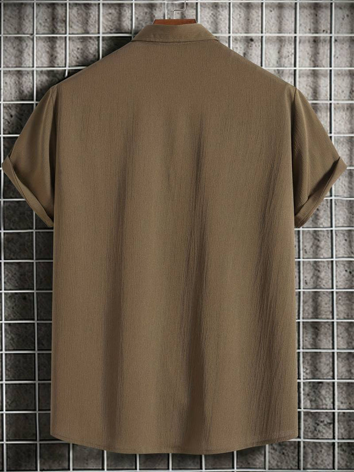 Chemise homme à manches courtes avec patte de boutonnage – Chemise d'été aérée en tissu structuré style décontracté