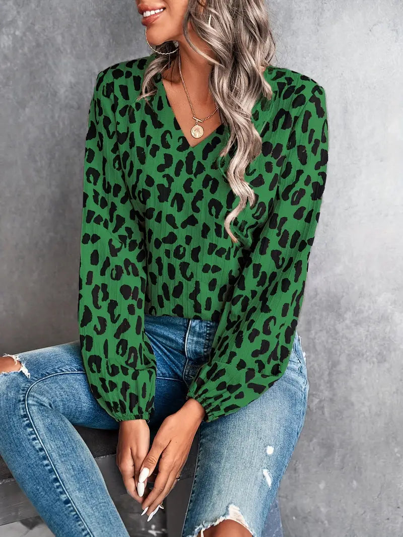 Damen Bluse mit Animal-Print & V-Ausschnitt – Langarmshirt im lockeren Schnitt für Alltag, Party & Freizeit – Modisches Oberteil mit Leopardenmuster