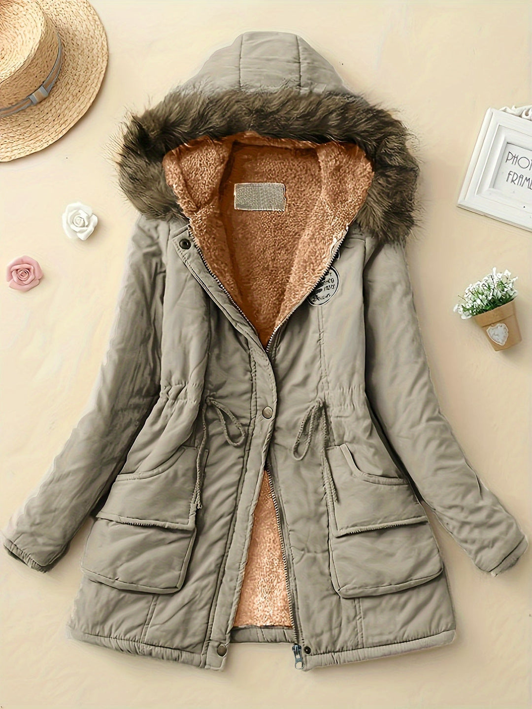 Elegante Lange Puffer Winterjacke mit Kapuze für Frauen | Perfekt für kalte Tage