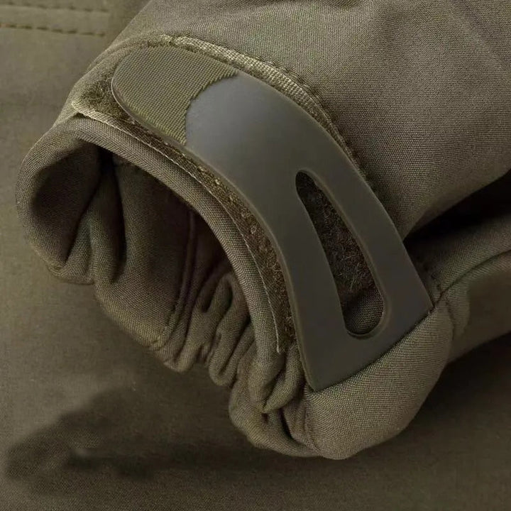 Veste et pantalon militaires étanches