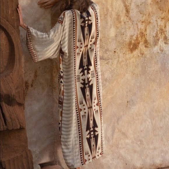 Kimono-peignoir élégant ELIZABETH – élégant et polyvalent