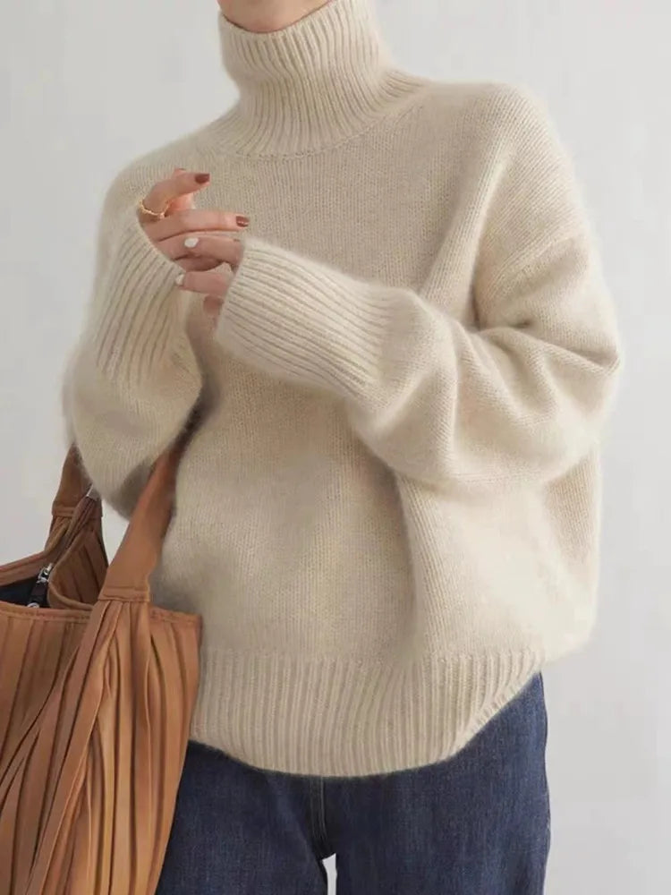 Oversize Rollkragenpullover Damen – Weicher Strickpullover im Minimal-Style für Herbst & Winter