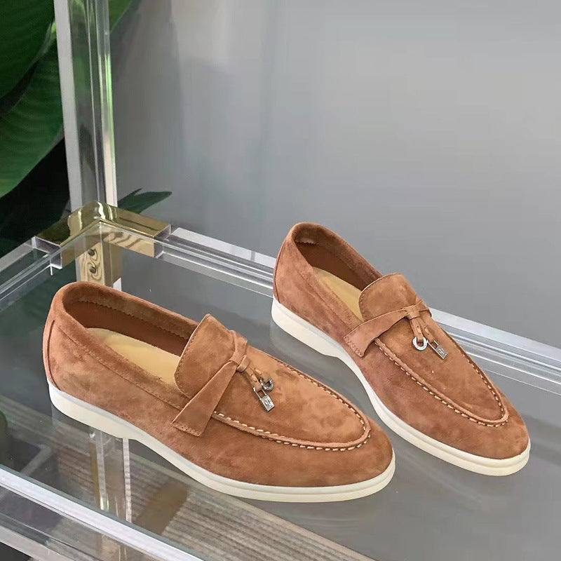 Sara Suede Loafers | Klasyczny i elegancki design, który z pewnością przyciąga uwagę