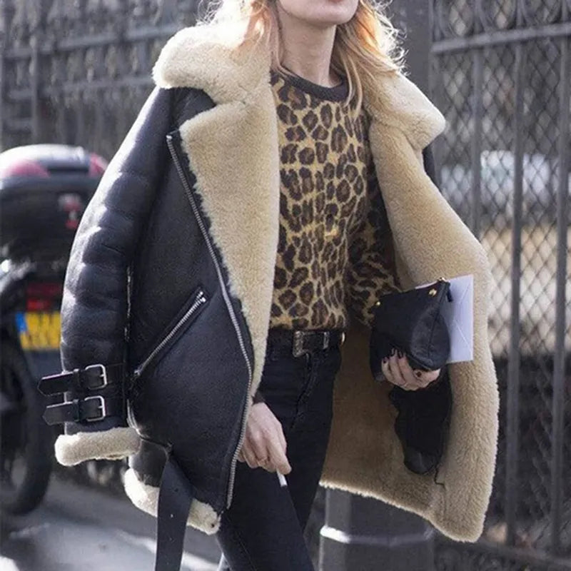 Caroline - Giacca con fibbie in pelle