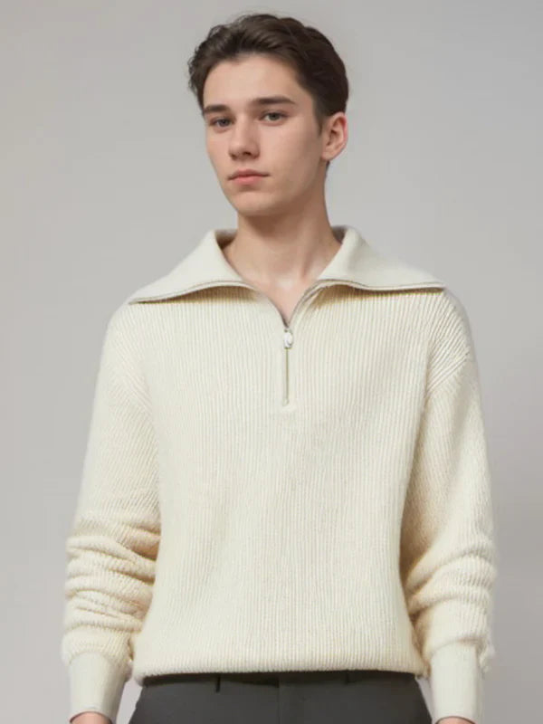 Maglione a righe con chiusura a strappo