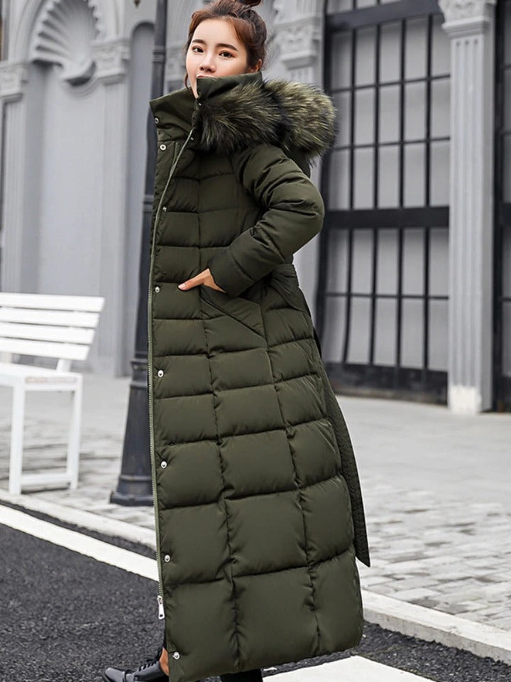 Parka d'hiver stylé en duvet avec capuche en fourrure pour femmes | Parfait pour les activités de plein air