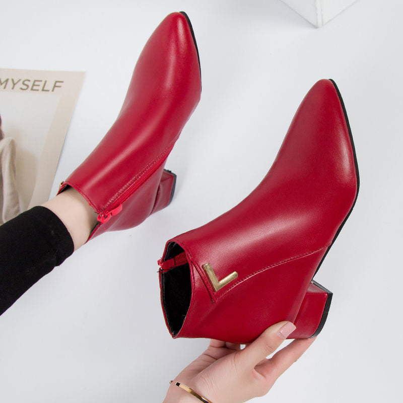Casual suede ankle boots with zipper and heel for women | Ideal for autumn/winter