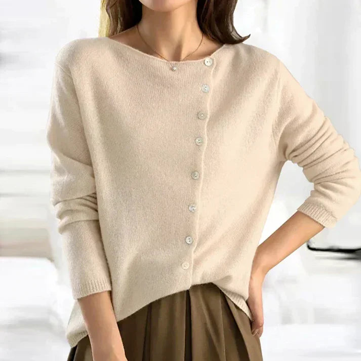 Long-sleeved sweater