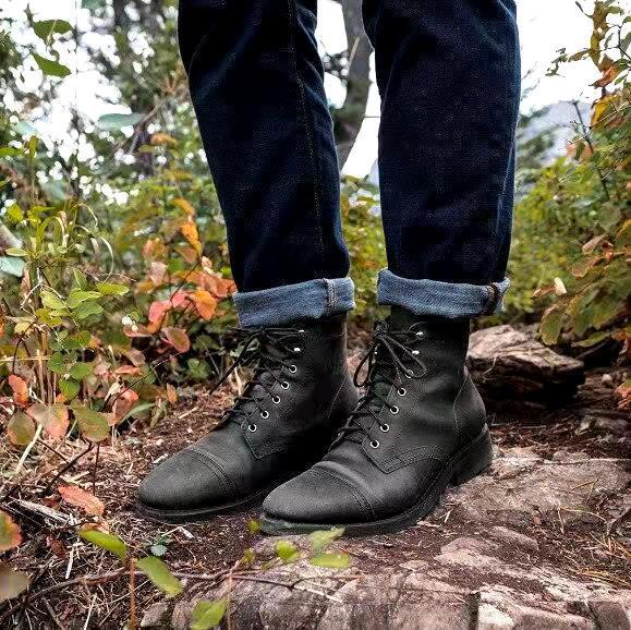 David – retro lace-up boots for men